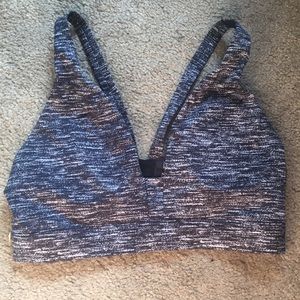 VS Sport Sports Bra